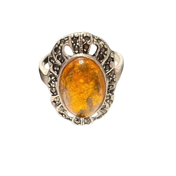 Amber and Marcasite Ring set in Sterling Silver. Size 8.5. Pre Owned - Picture 3 of 5